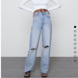 Zara, wide lag, ripped-knee, light wash jeans - US 4